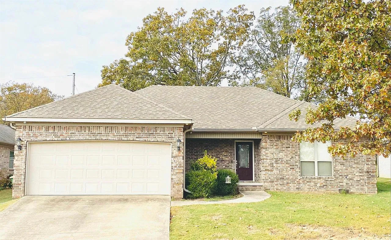 9201 Wilhite Ln — Photo 1