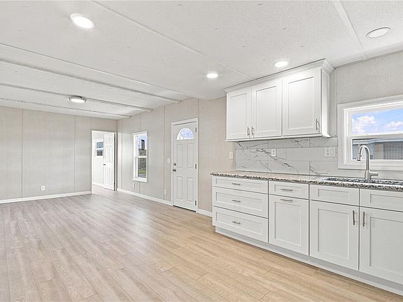 4th image of 10929 TIOGA DRIVE
