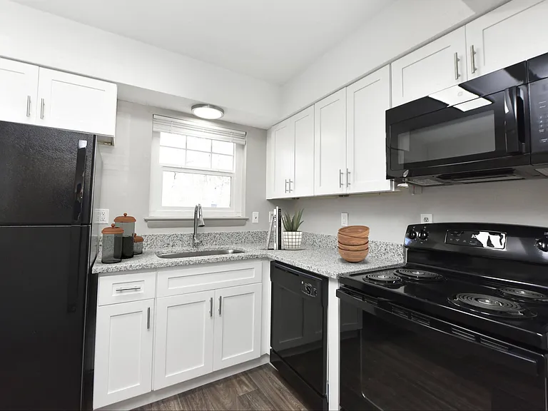 Kitchen + Granite Counters
