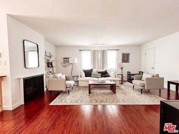 5th image of 11836 Mayfield Ave APT 9