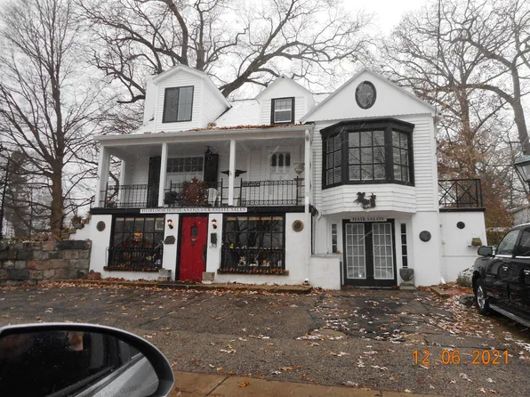 469 Greenwood Ave SE, East Grand Rapids, MI 49506