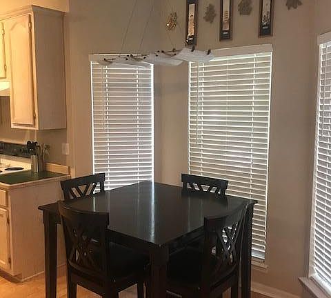 4th image of 12051 Five Oaks Dr