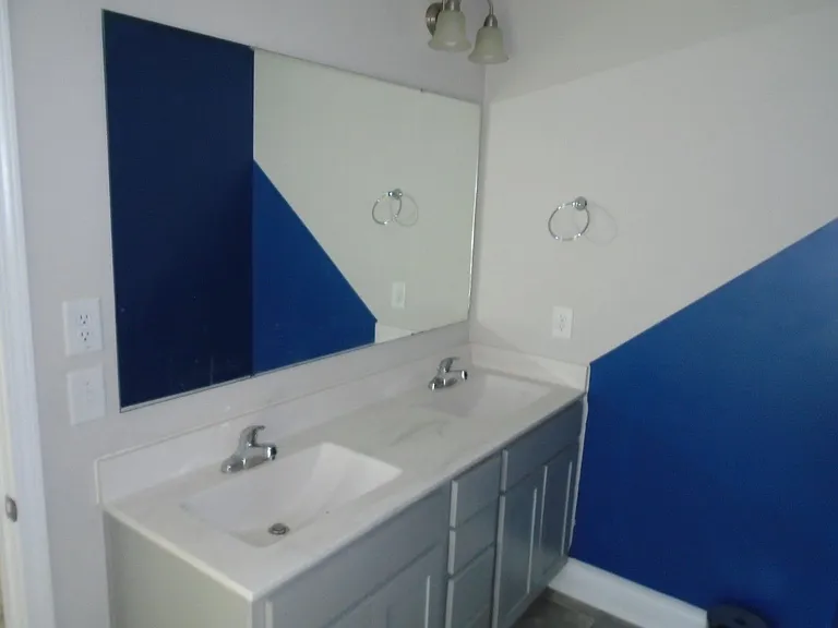 2240 Mannington Dr — Photo 17