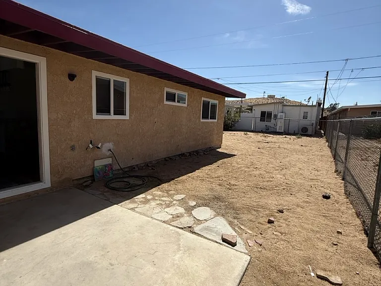 6558 Tamarisk Ave — Photo 26