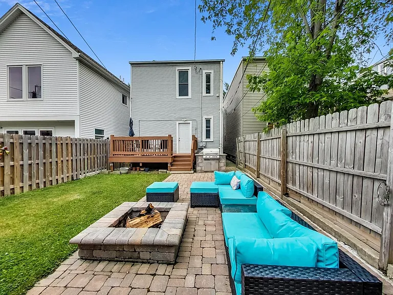 3618 W Dickens Ave #2 — Photo 7