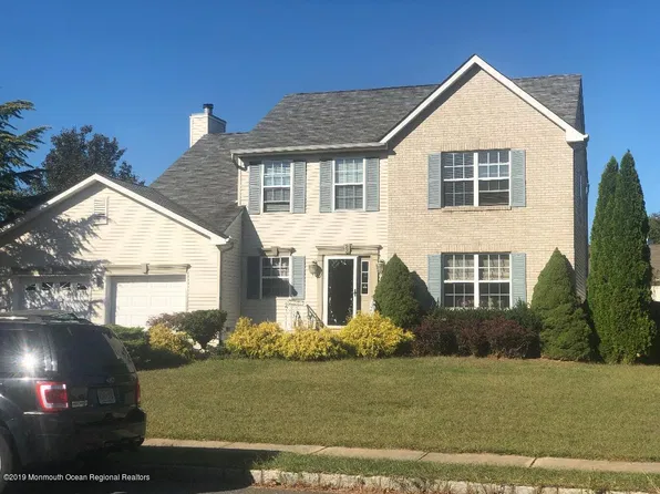 23 Dogwood Ct, Cliffwood, NJ 07721