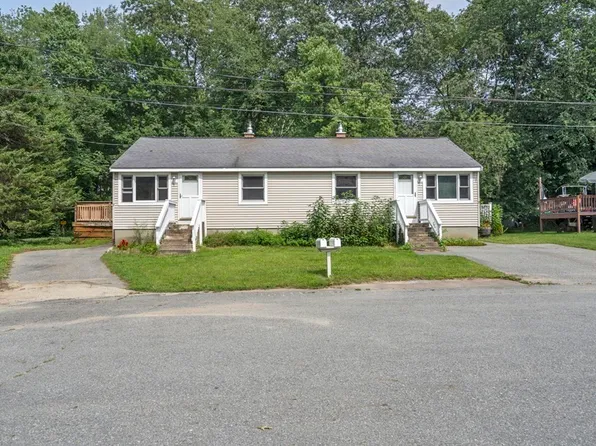 12 Jon St, Salisbury, MA 01952