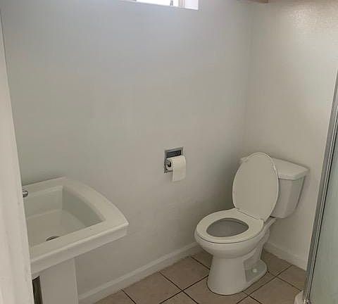 5th image of 12229 S Vermont Ave #6