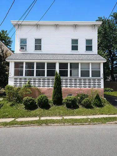 272-274-274 Locust Ave #1 Photo 1 272-274-274 Locust Ave #1 Photo 1