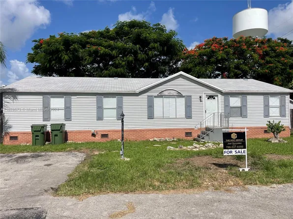 220 NE 12th Ave Lot 26, Homestead, FL 33030