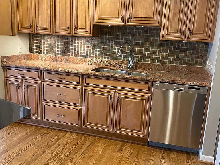4043 W Maple Rd #D103 — Photo 6
