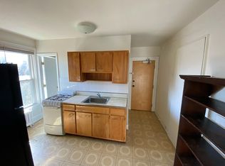240 Manor Cir APT 3, Takoma Park, MD 20912