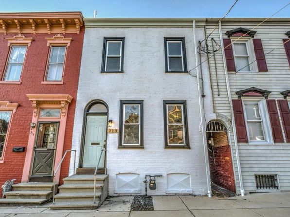 713 Walnut St