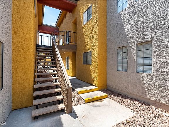 3rd image of 2700 N Rainbow Blvd APT 2084