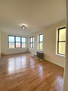 2405 27th St #4A