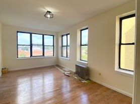 2405 27th St, Astoria, NY