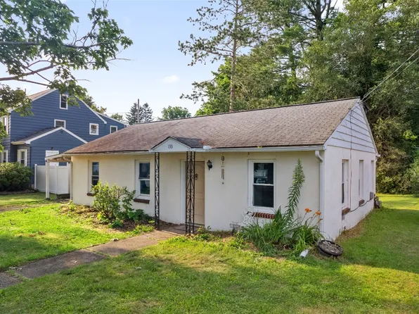 133 Hawthorne St, Vestal, NY 13850