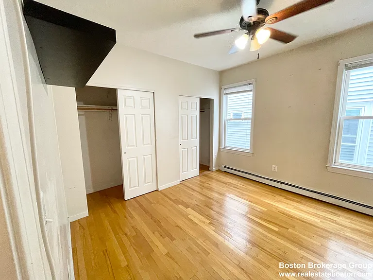 7 Iroquois St #2 — Photo 5