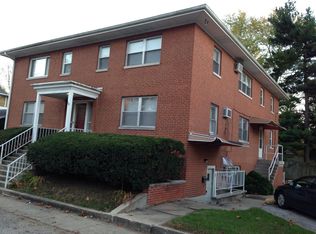 1110 W Laurel St #1, Springfield, IL 62704