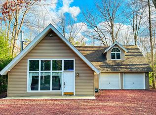 189 Great Oaks Dr, Nesquehoning, PA 18240