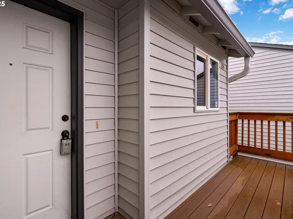 4000 NE 109th Ave Unit 214, Vancouver, WA 98682