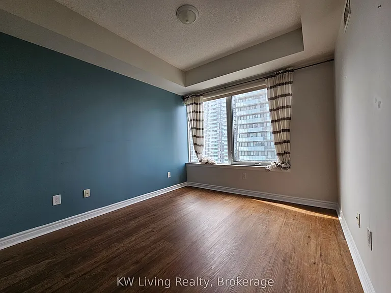 385 Prince Of Wales Dr #1909 — Photo 10