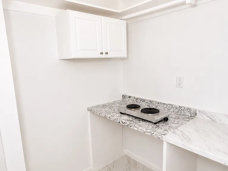3881 E 9th Ln #2 — Photo 7