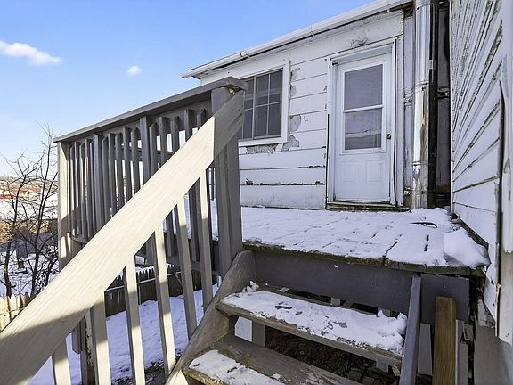 3rd image of 408 Saint Thomas Street