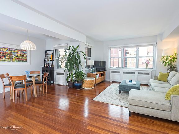 2nd image of 1068 Lexington Ave #15B