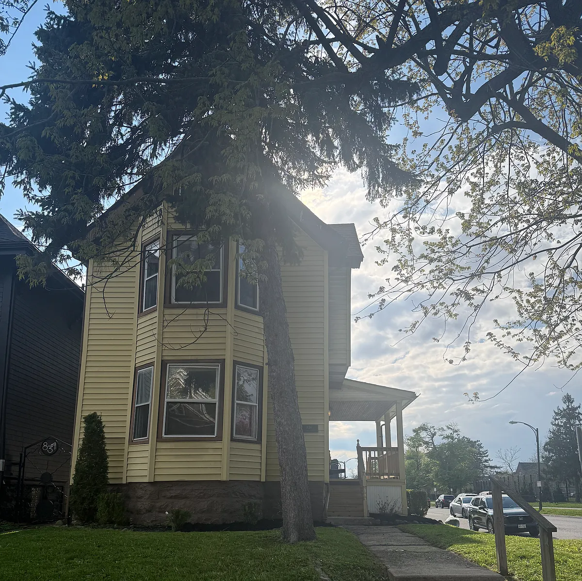 Building Photo - 838 Ashland Ave