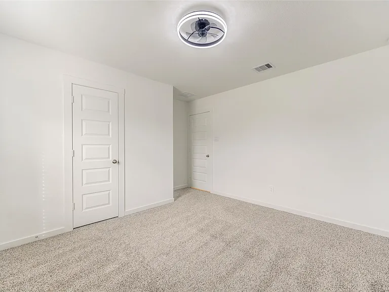 2732 Misty Elm Ln — Photo 7