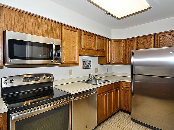 2nd image of 5705 Brewer House Cir APT T1