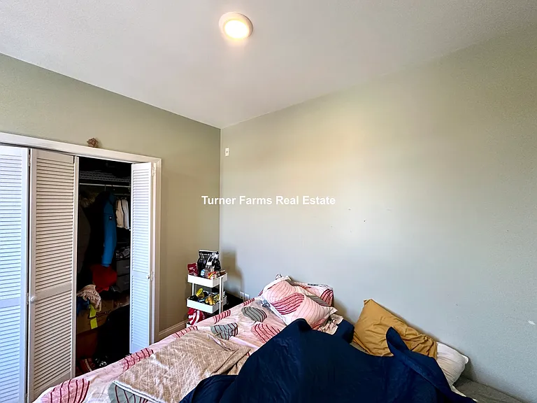 10 Roxbury St #5A — Photo 14