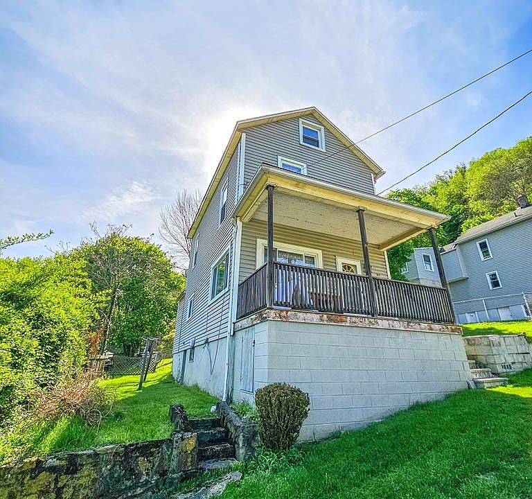 1st image of 311 Baywood St