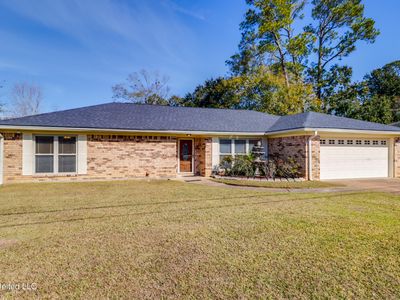 2408 Sunkist Country Club Rd, Biloxi, MS, 39532
