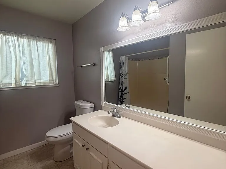 501 Tuttle Ave — Photo 11