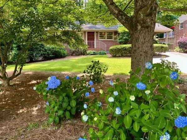 2556 Defoors Ferry Rd NW, Atlanta, GA 30318