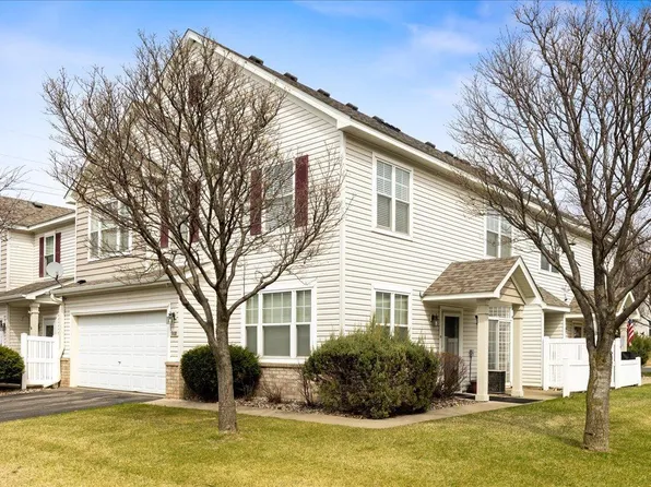 988 Princeton Ave, Shakopee, MN 55379