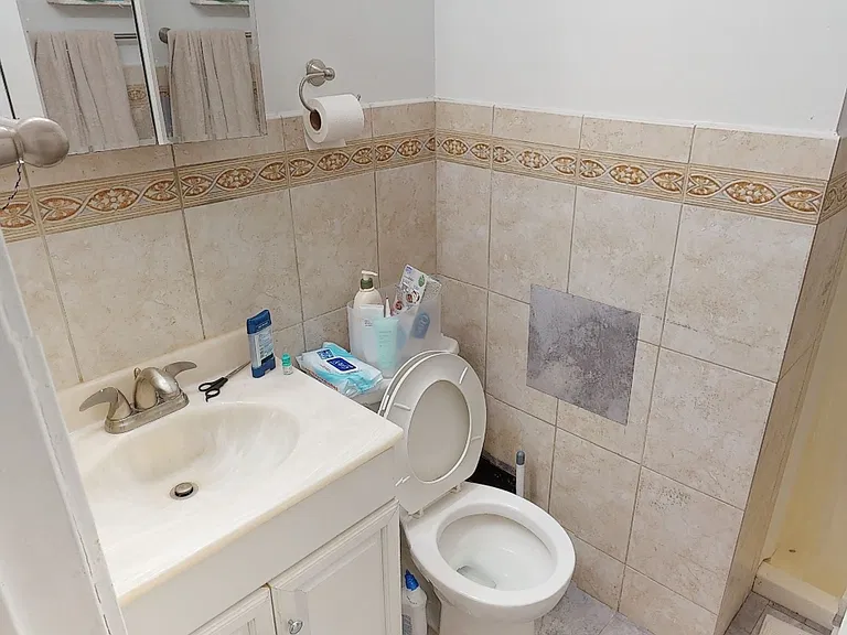 83 Windsor St #1X — Photo 3