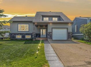 176 W Brett Dr, Wood Buffalo, AB T9K 2G6
