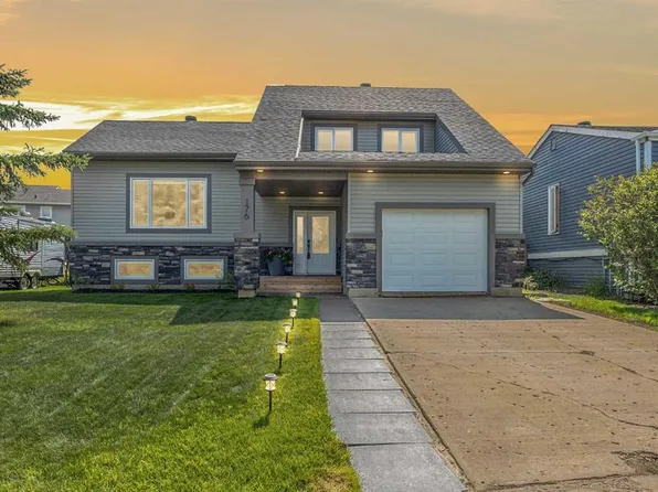 176 W Brett Dr, Wood Buffalo, AB T9K 2G6