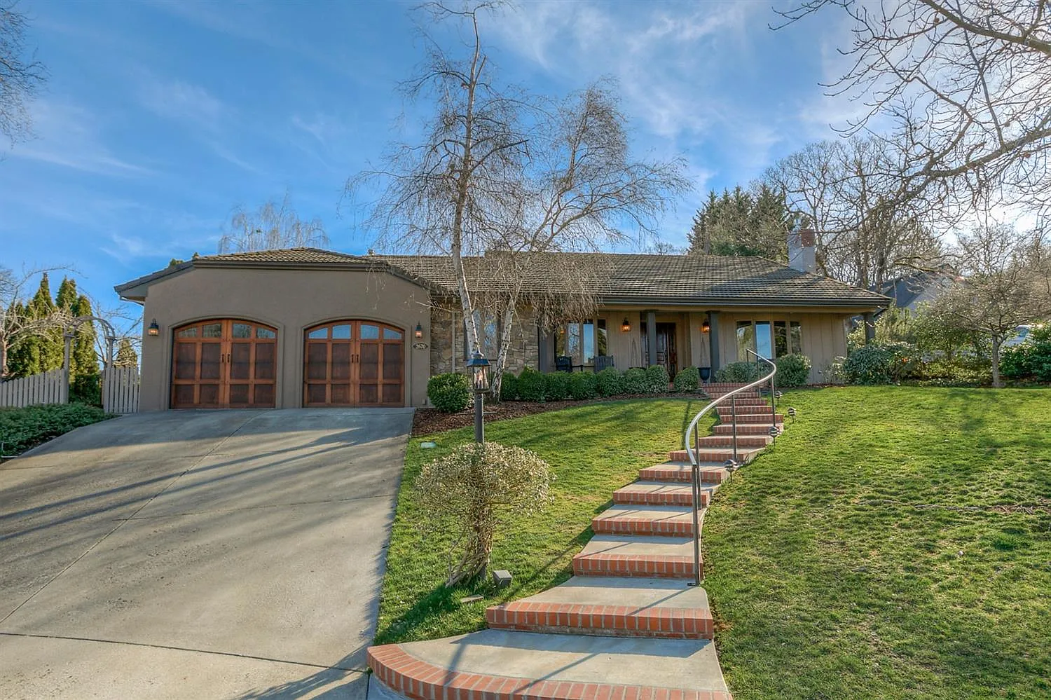 2670 Country Park Ln photo 1