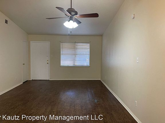 3rd image of 1013 Paula Dr