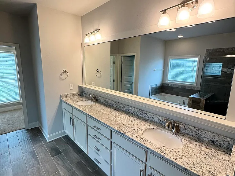4323 Flint Dr SE — Photo 22