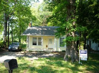 136 Half Circle Ln, Hendersonville, NC 28792