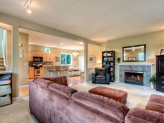5th image of 2415 NE Jewell Ln