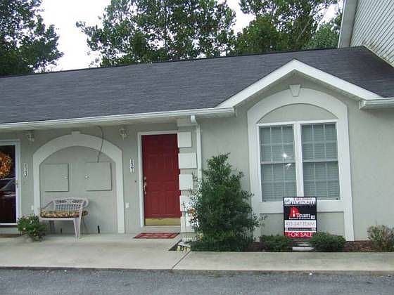 1st image of 821 Fain Ave