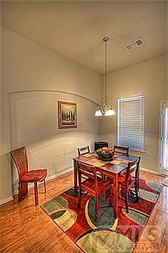 4th image of 1733 White Falls Dr