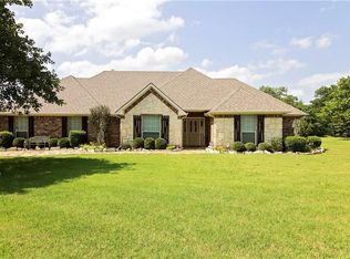 555 Gun Club Rd, Denison, TX 75021