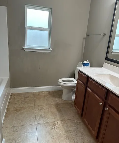 407 E Field Ave — Photo 5